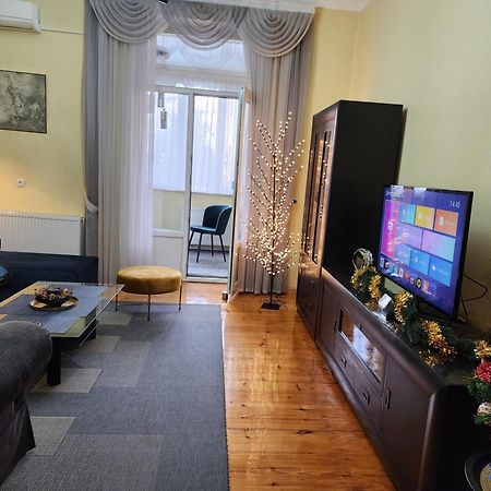 Apartment at Baratashvili 10 Tbilisi Bagian luar foto