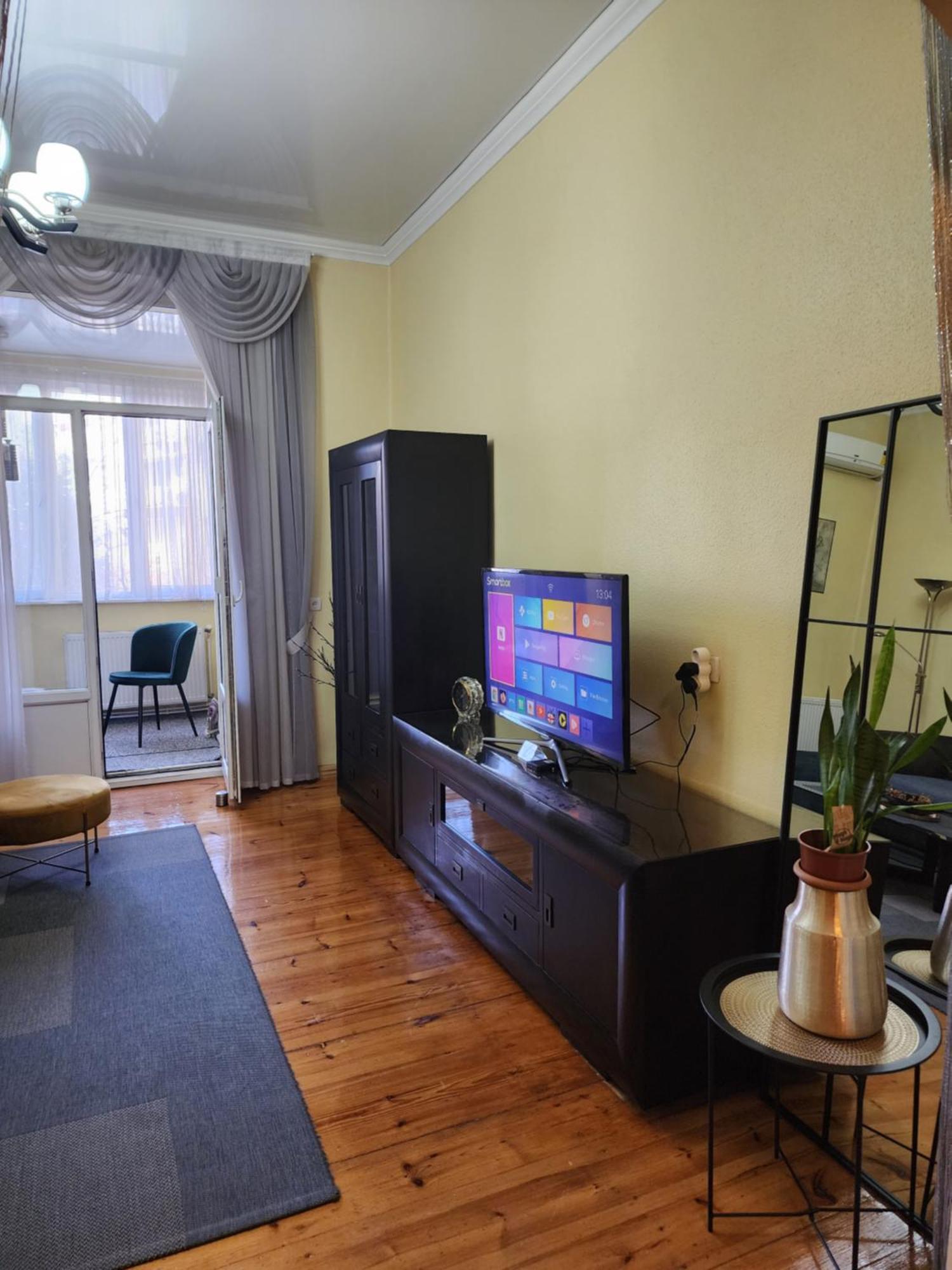 Apartment at Baratashvili 10 Tbilisi Bagian luar foto